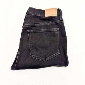 Madewell Cali-Demi Boot Black Denim Jeans Raw Hem Size 32 Petite